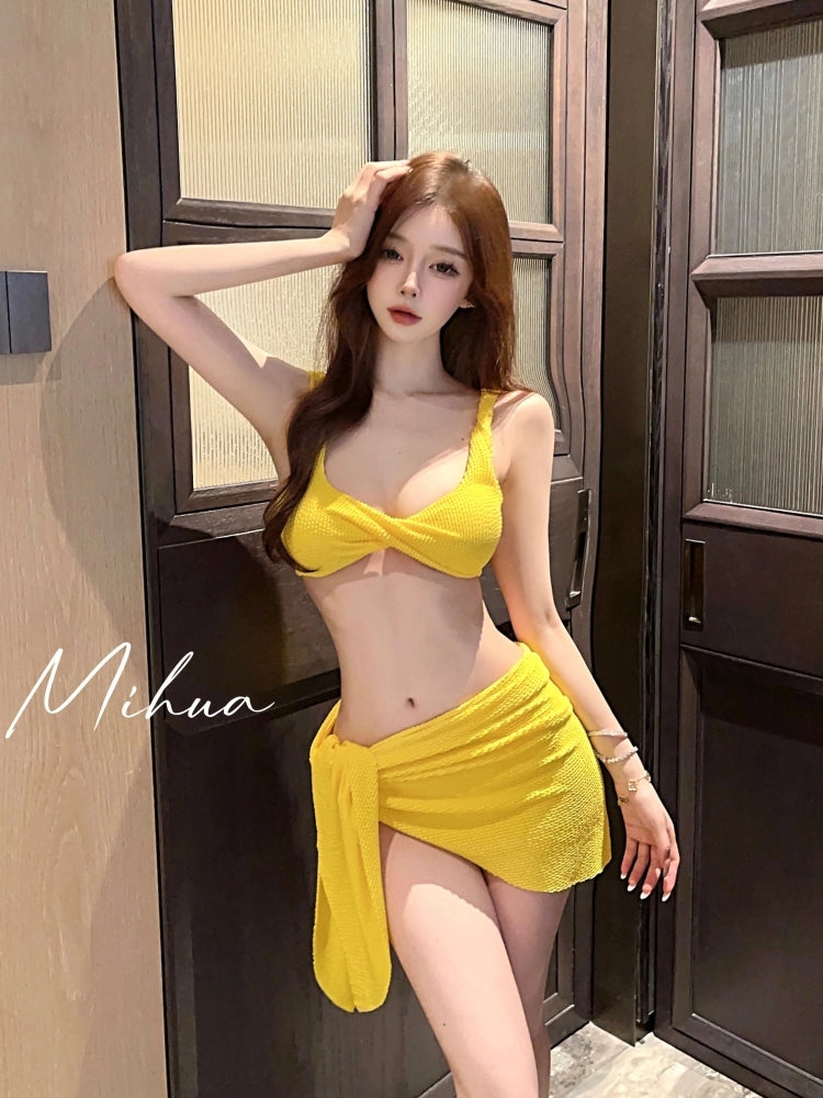 2025 New Swimsuit Women's Ins Style Sexy Separates Bikini Sexy Push up Three-Piece Vacation Women's Swimsuit