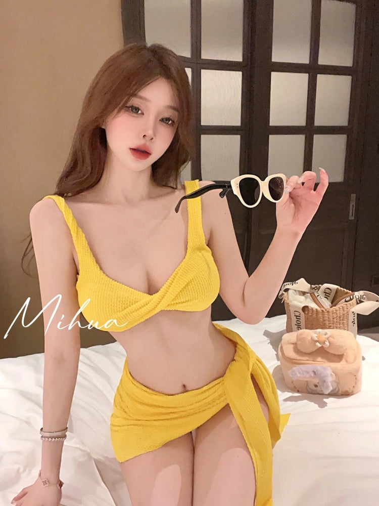 2025 New Swimsuit Women's Ins Style Sexy Separates Bikini Sexy Push up Three-Piece Vacation Women's Swimsuit